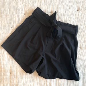 Black Athleta Skyline Short Size 6 High Waist Tie Short